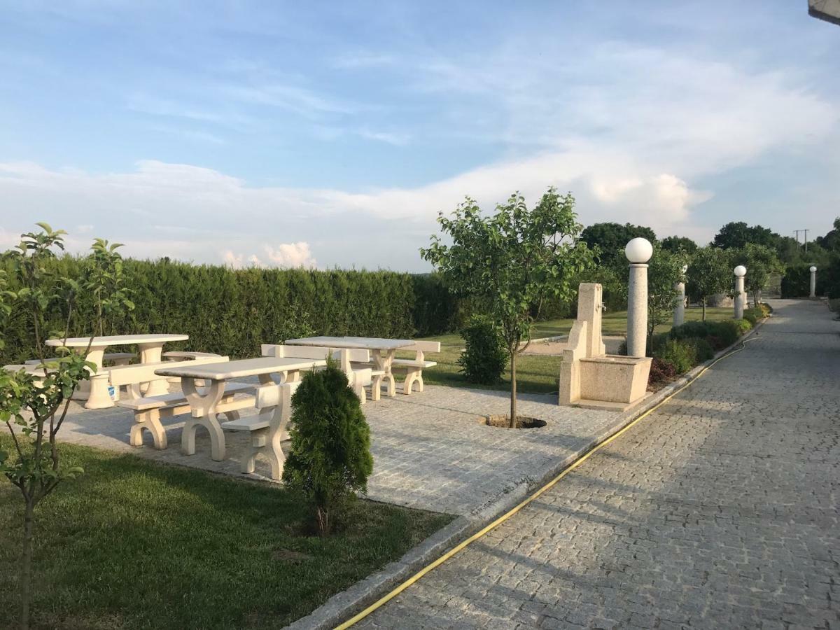 Gites Des Sablons Châtillon-sur-Marne Exterior foto